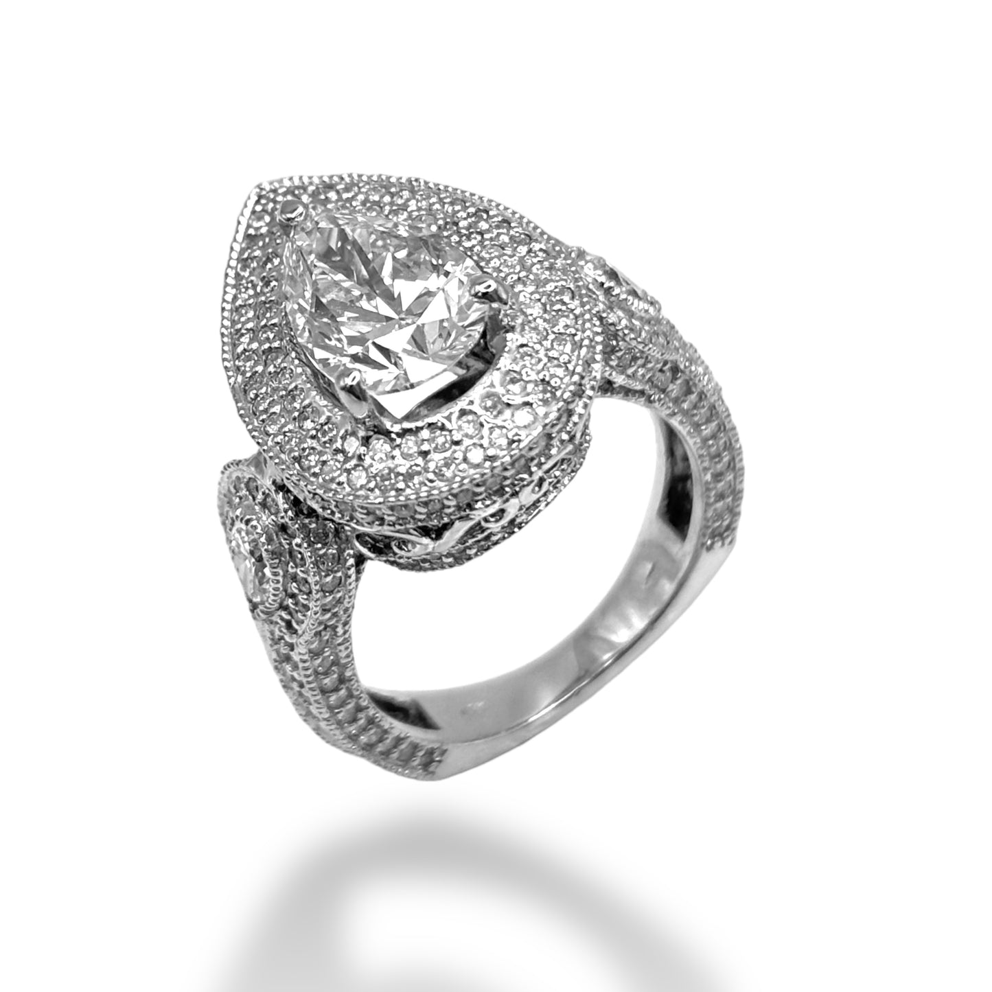 5.00 CT PEAR-CUT DIAMOND ENGAGEMENT RING 14KT