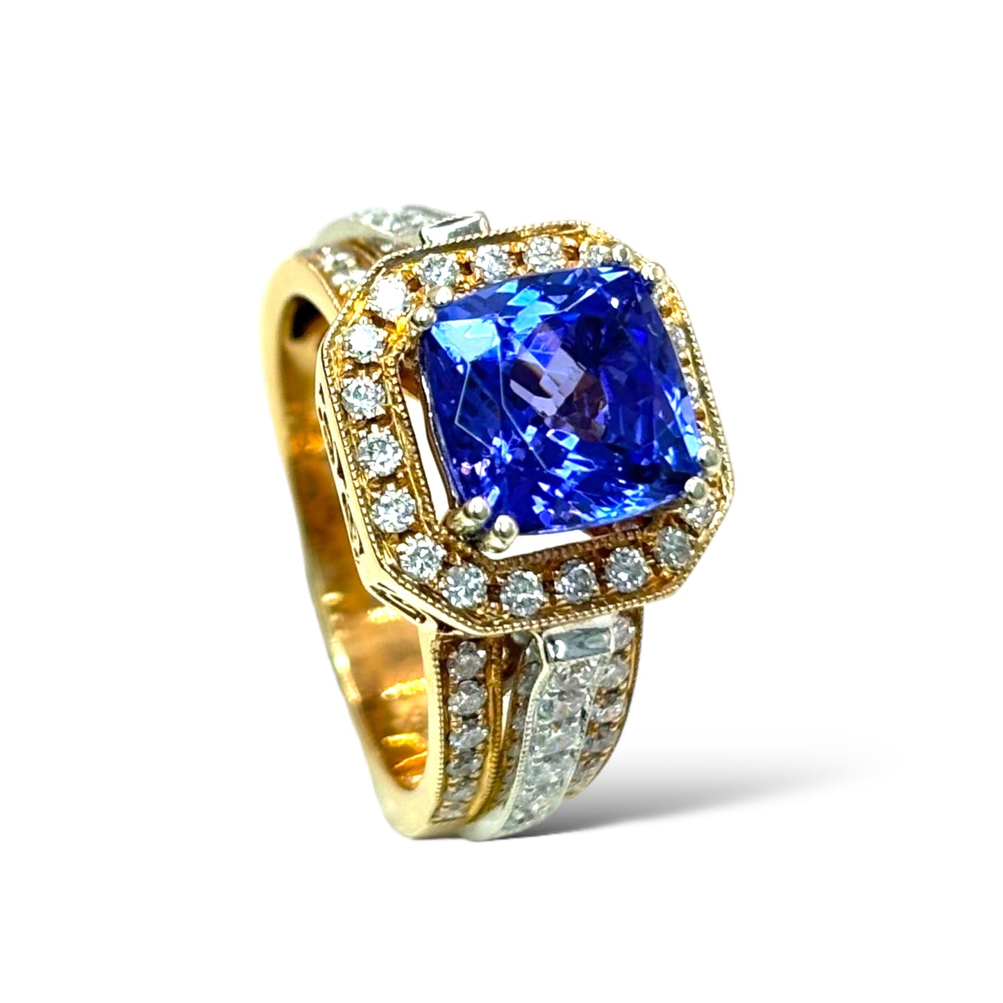 1/1 ESTATE 18KT GOLD 2.80 CT TANZANITE RING
