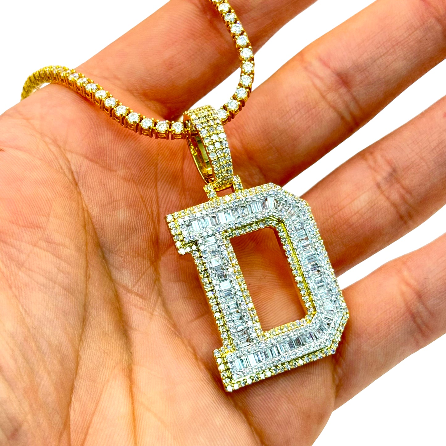 10KT VVS-1 CVD DIAMOND CUSTOM “ANY LETTER” LETTER INITAL PENDANT
