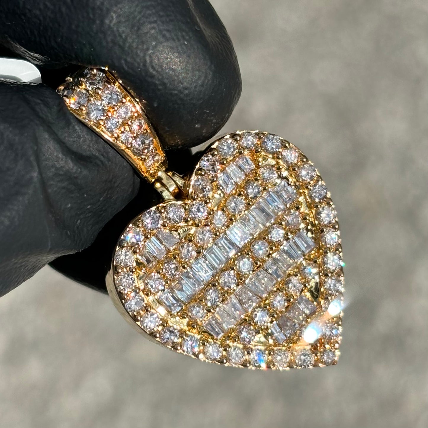 SOLID 14KT BAGUETTE DIAMOND HEART PENDANT
