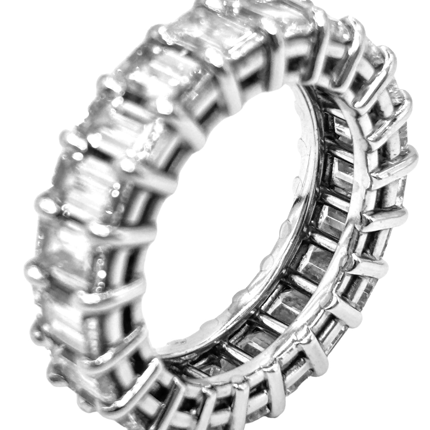 14KT WHITE GOLD VVS-1 IGI CERTIFIED 16.5CTW DIAMOND EMERALD CUT ETERNITY BAND