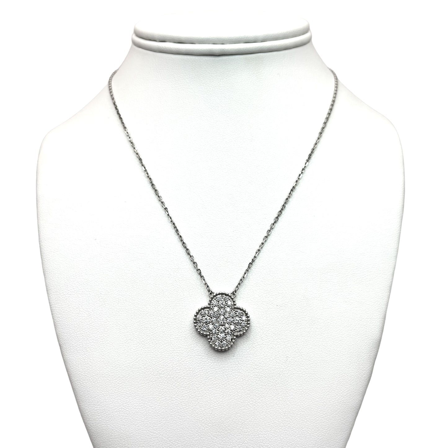 2 CTW CLOVER DIAMOND NECKLACE 18KT GOLD