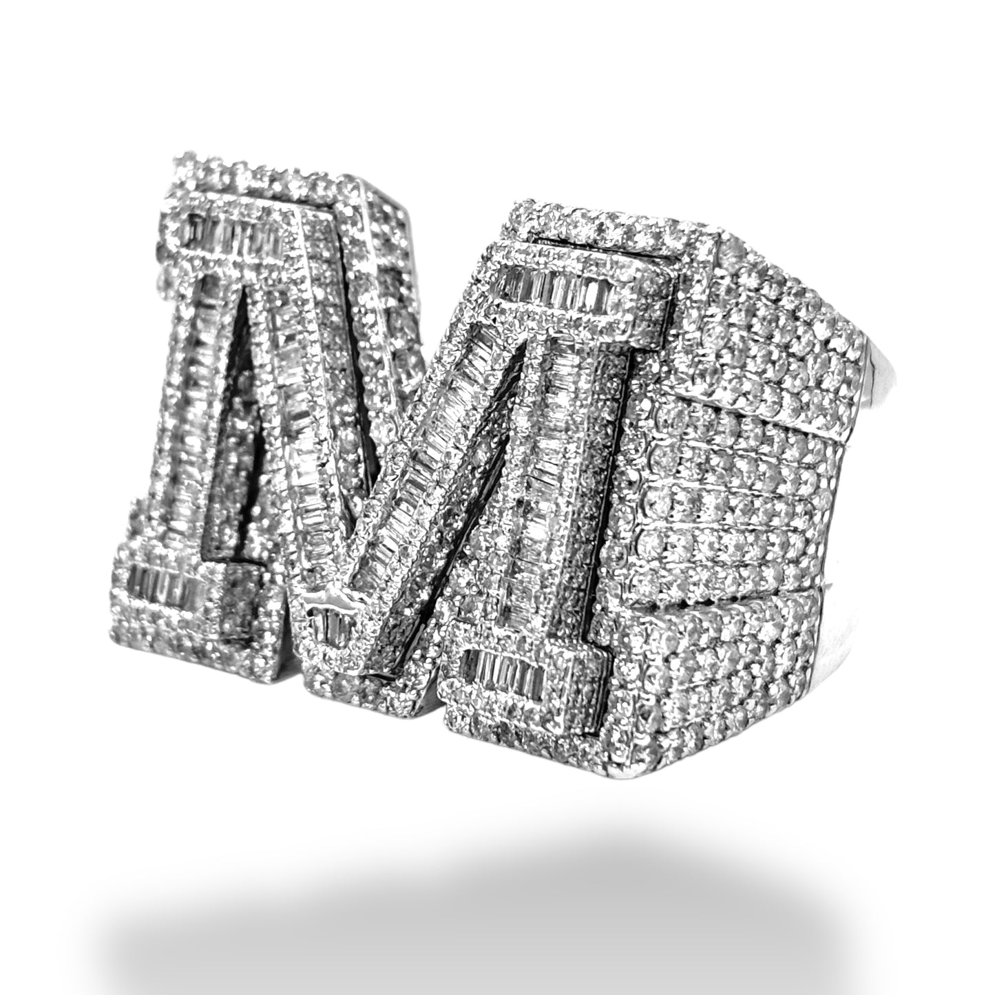 10KT WHITE GOLD “M” INITIAL RING 7.00 CT