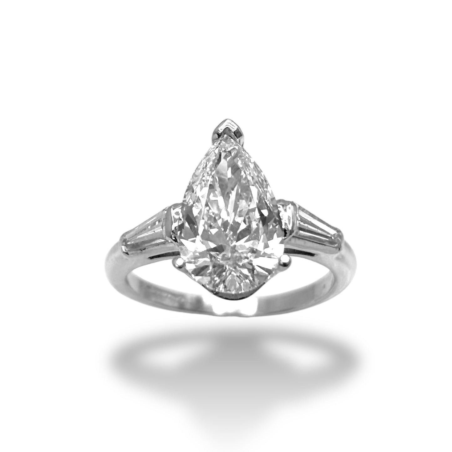 3.50 CT PEAR-CUT DIAMOND ENGAGEMENT RING PLATINUM