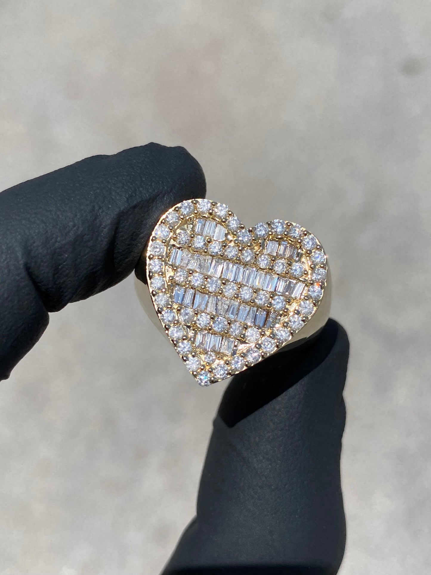 14KT "HEART" RING VVS-1 2CTW. NATURAL DIAMONDS