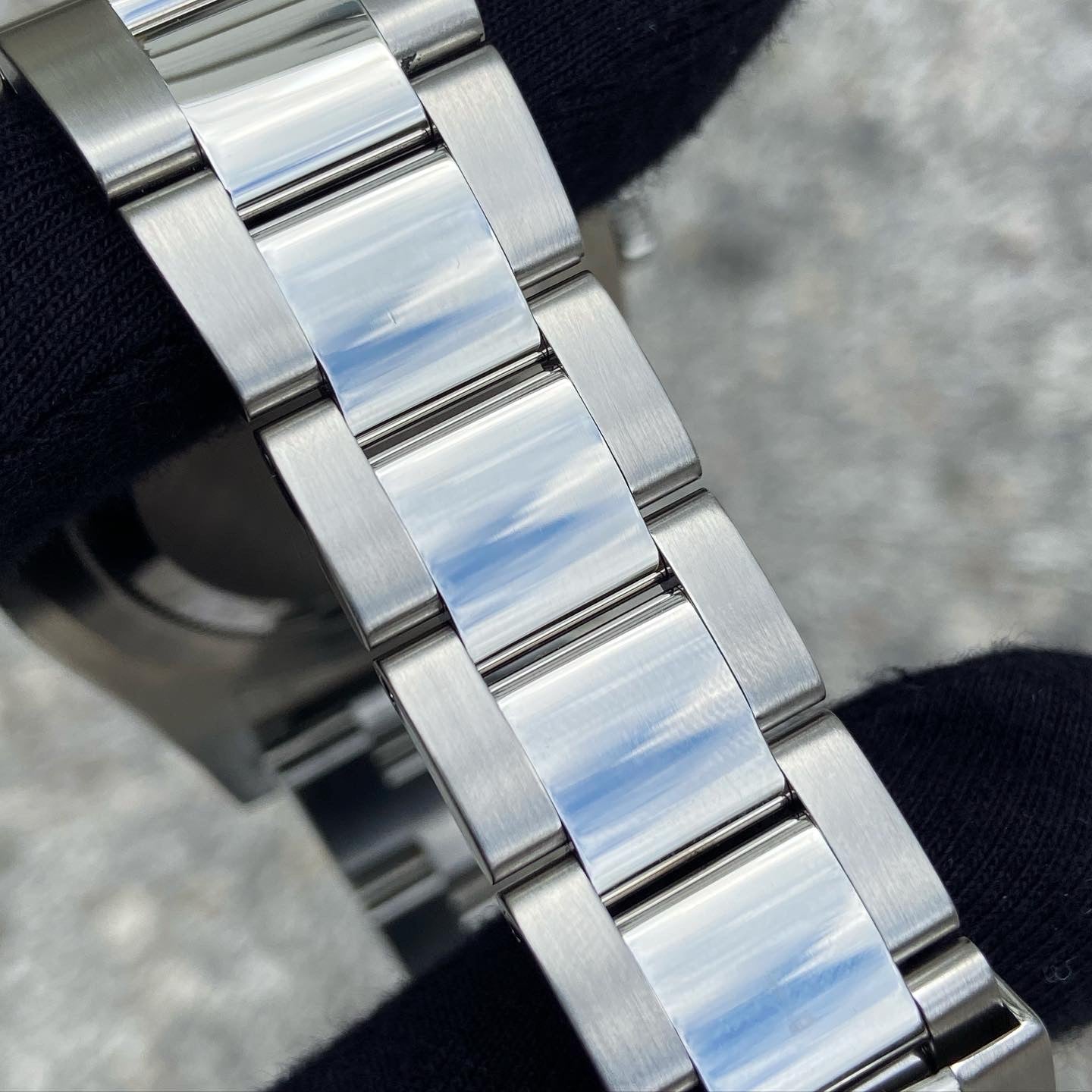 ROLEX DATEJUST 41MM STAINLESS STEEL 3CT DIAL BEZEL