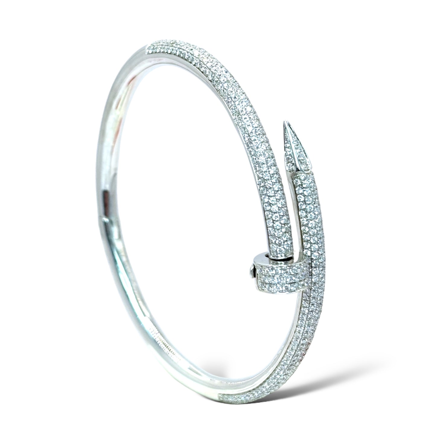 18KT GOLD 3.00CTW DIAMOND NAIL BANGLE BRACELET(PAVE SET)