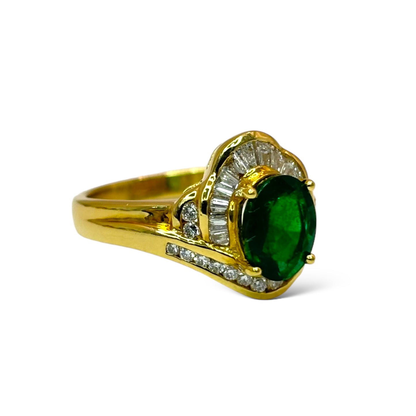 1/1 ESTATE 14KT YELLOW GOLD 1.80 CT EMERALD 1.00 CT DIAMOND RING