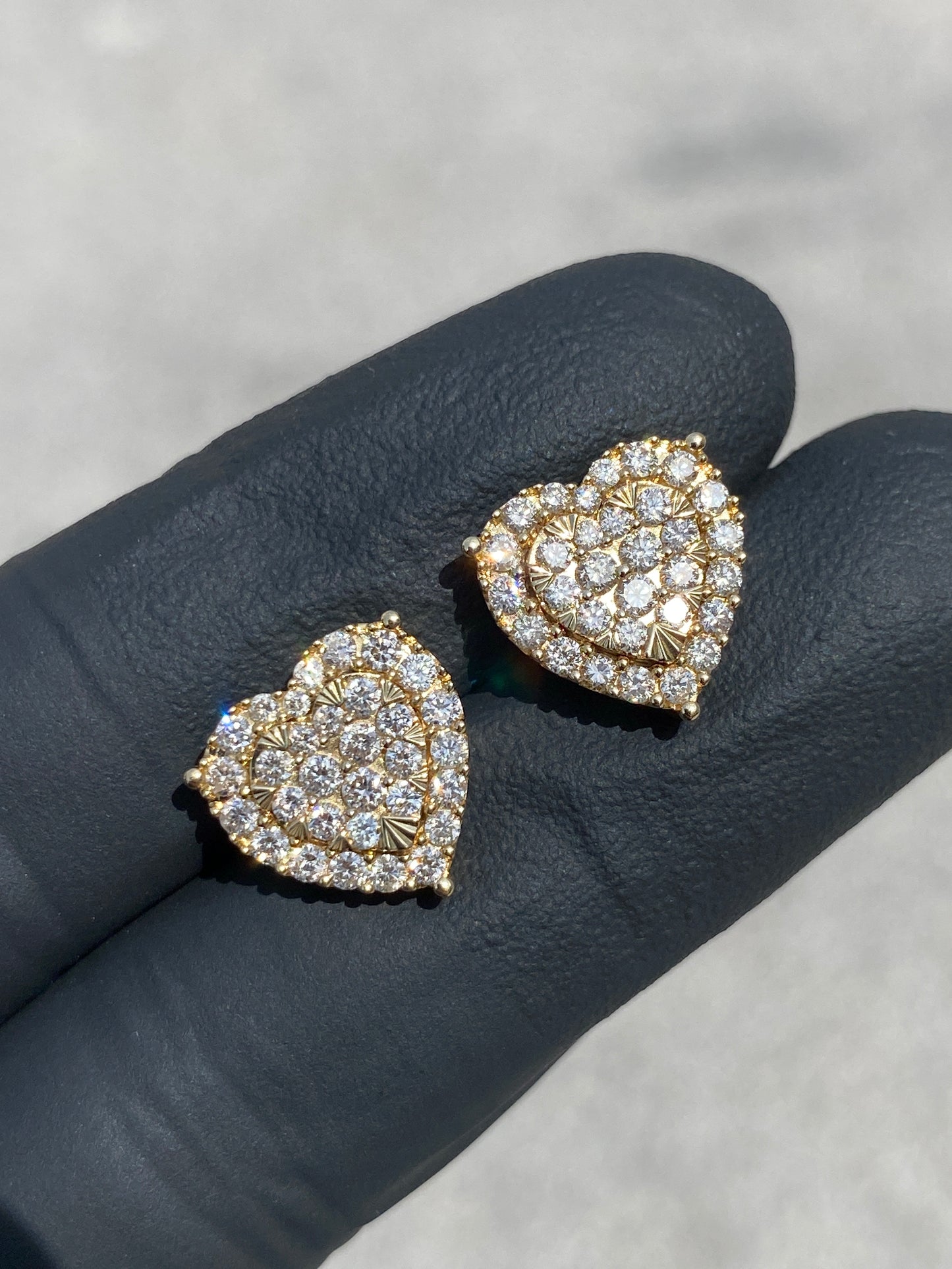 SOLID 14KT "LARGE HEART" VVS-1 DIAMOND CLUSTERS 1.02CTW EARRINGS