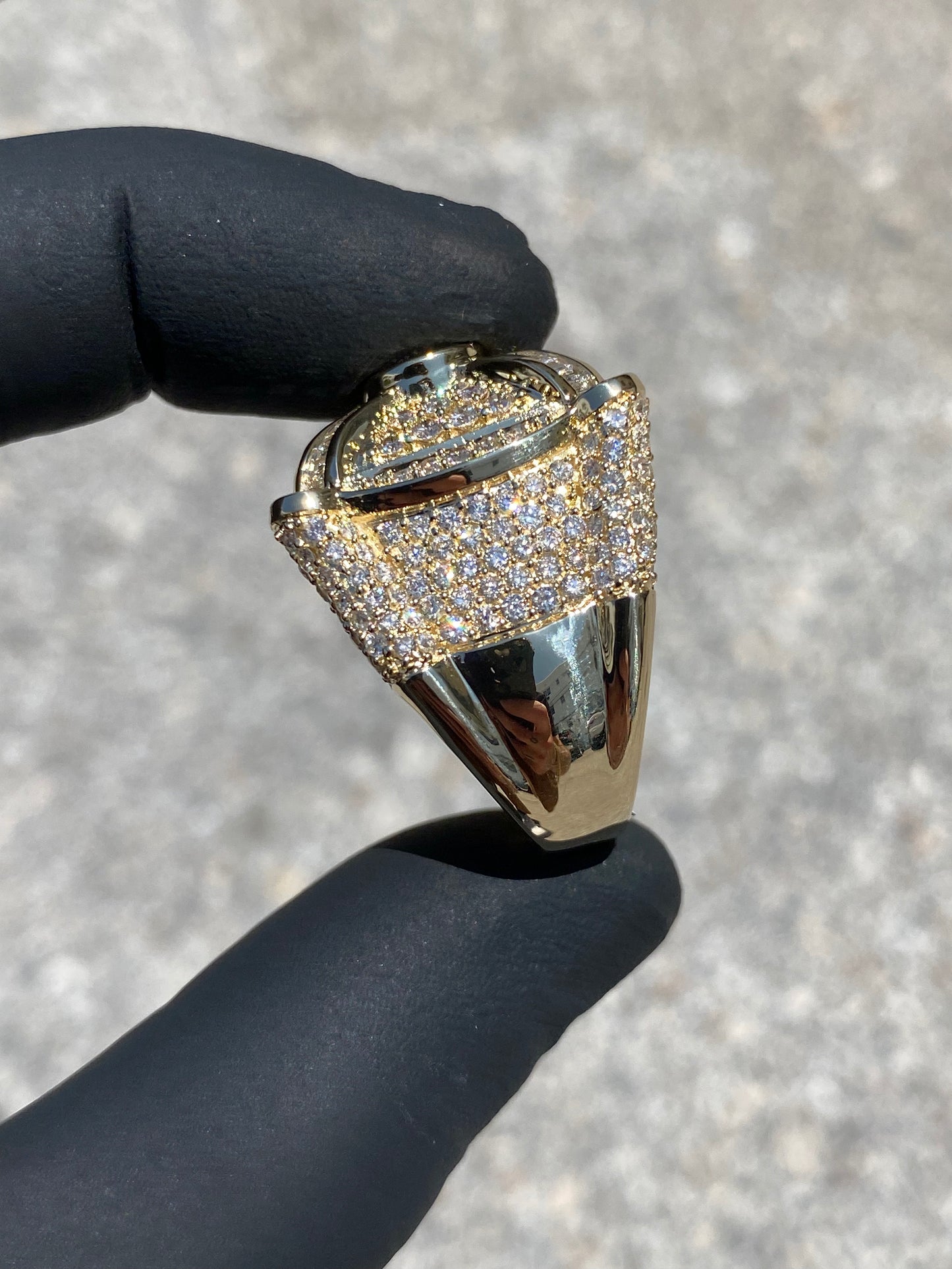 SOLID 14KT 15.7g 4.87CTW "CHAMPIONSHIP" RING